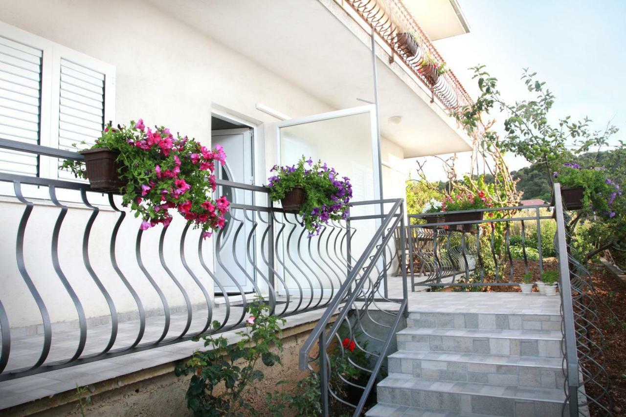 Murtilica Apartman *
